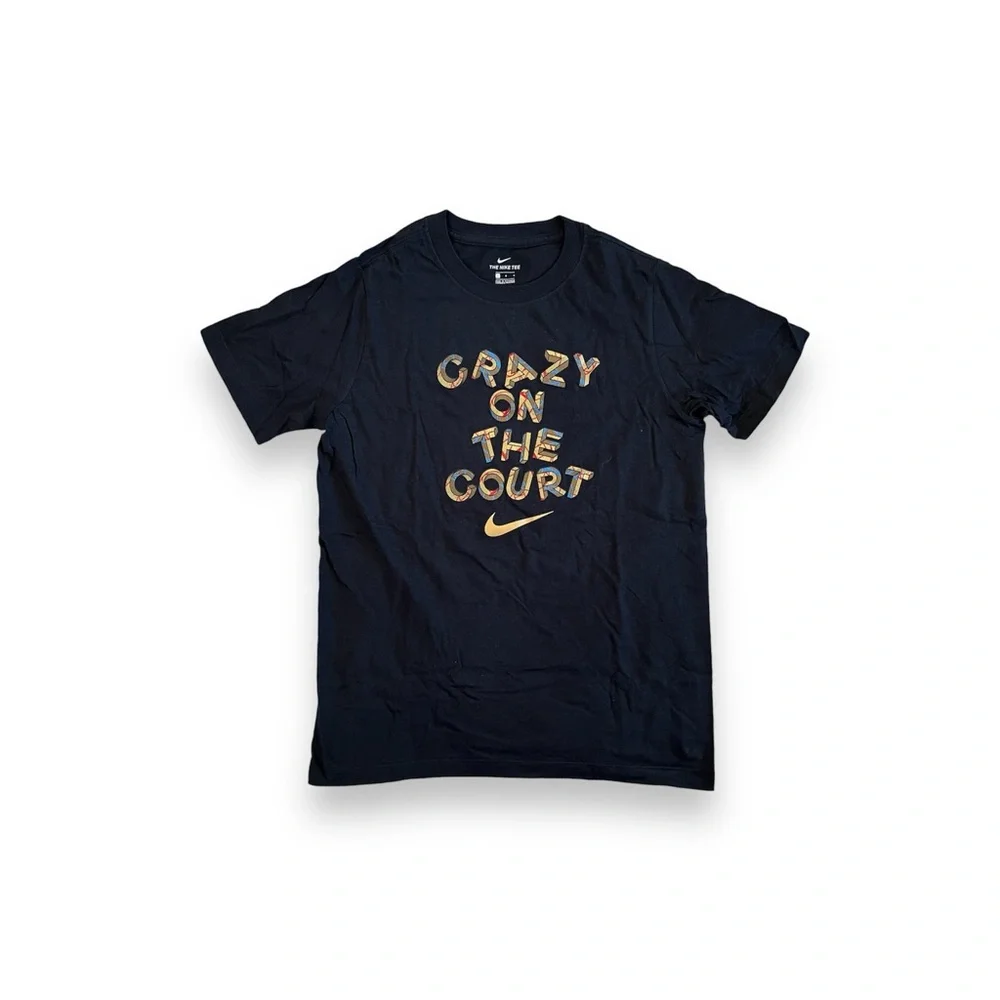 ✔️ NWT✔️ NIKE Sportswear Crazy on the Court Tee